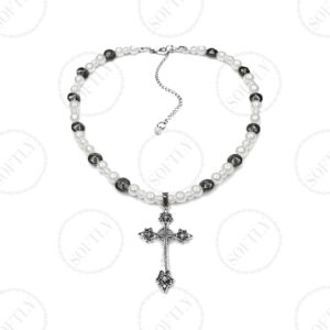 SAINT CROSS & SPIKES PEARLS CHOKER
