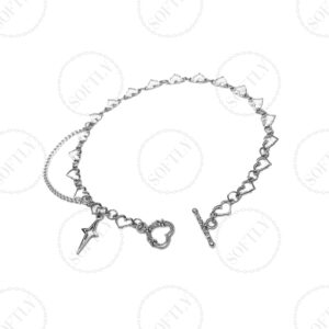 HEARTS WITH STAR CHOKER