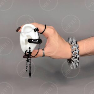 CHUNKY EARCUFF (BLACK)