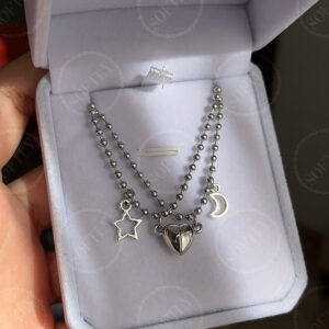 MAGNETIC HEARTS NECKLACES