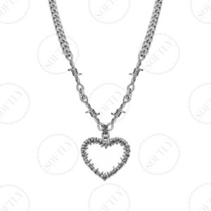 SPIKE FENCES HEART CHAIN