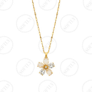 DREAMSTIME NECKLACE